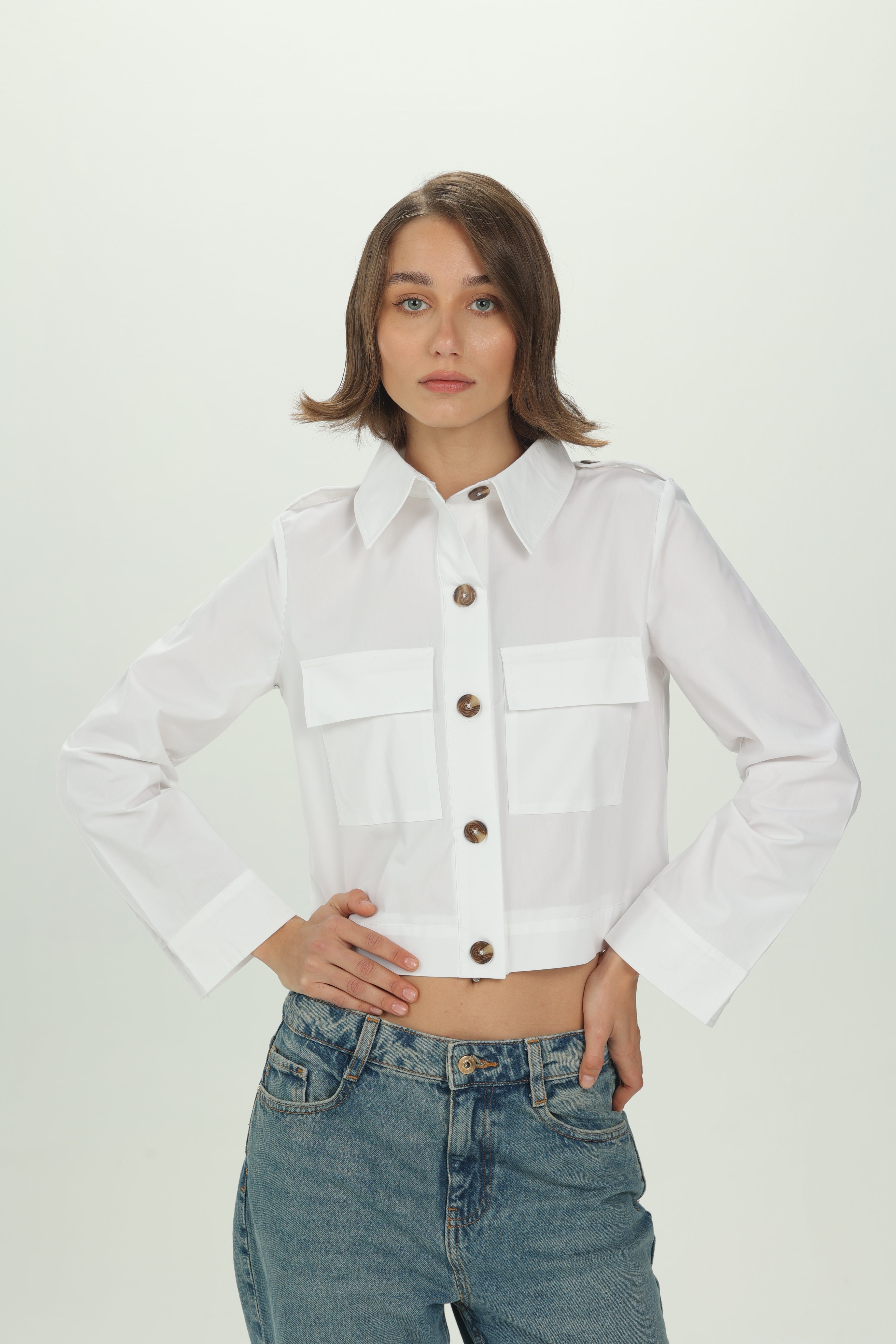White Structured Pocket Crop Shirt