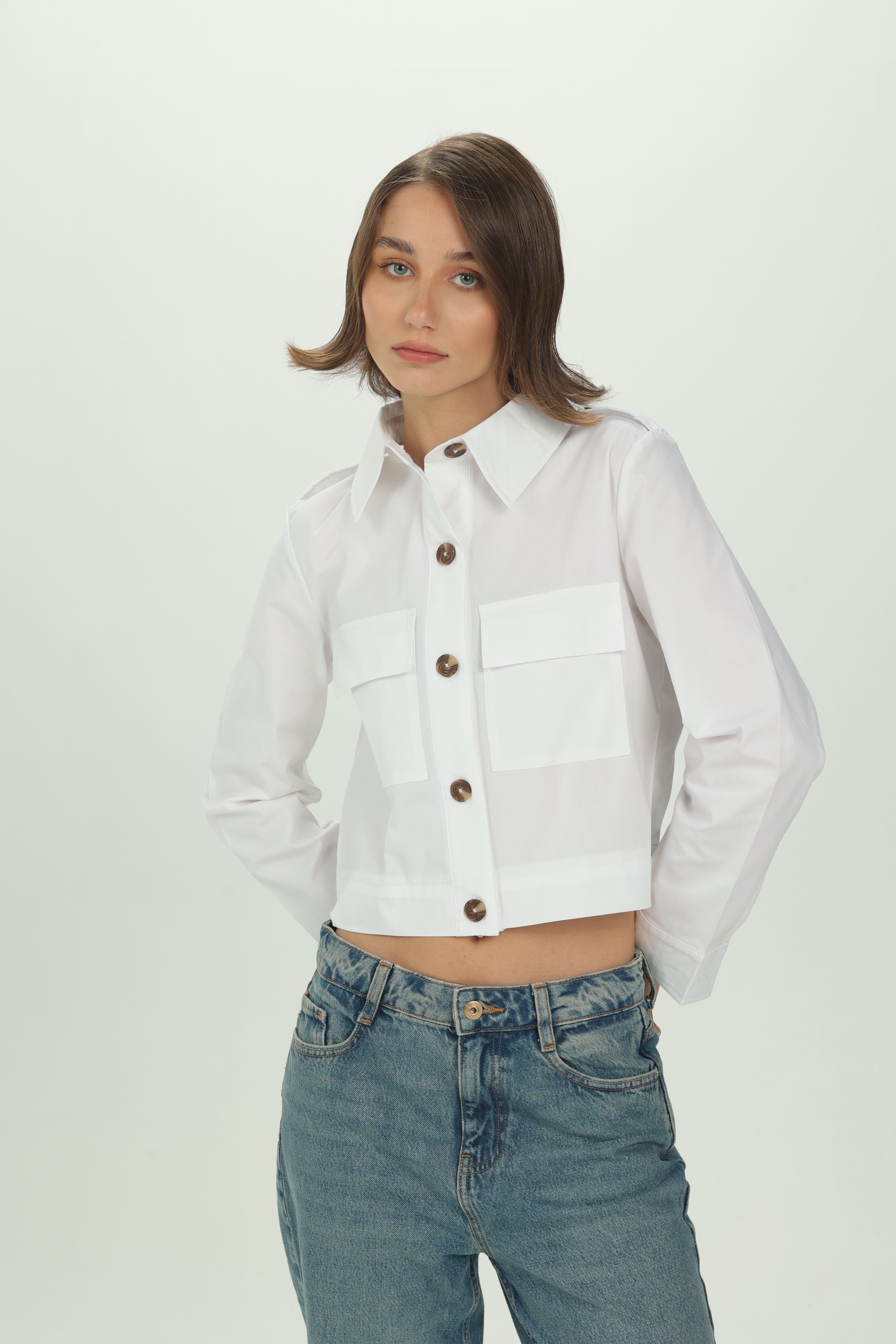 White Structured Pocket Crop Shirt