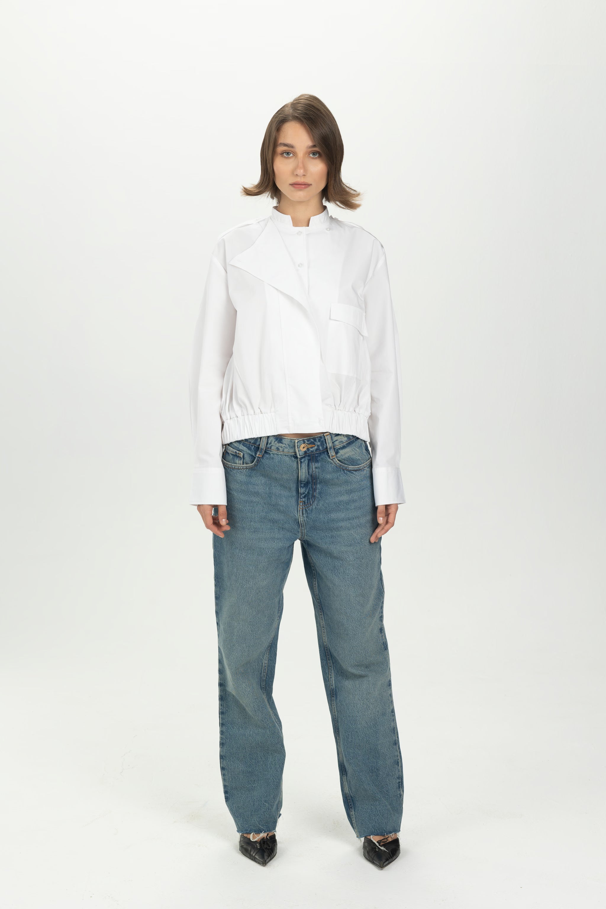 White Folded Collar Shirt with Elastic Hem