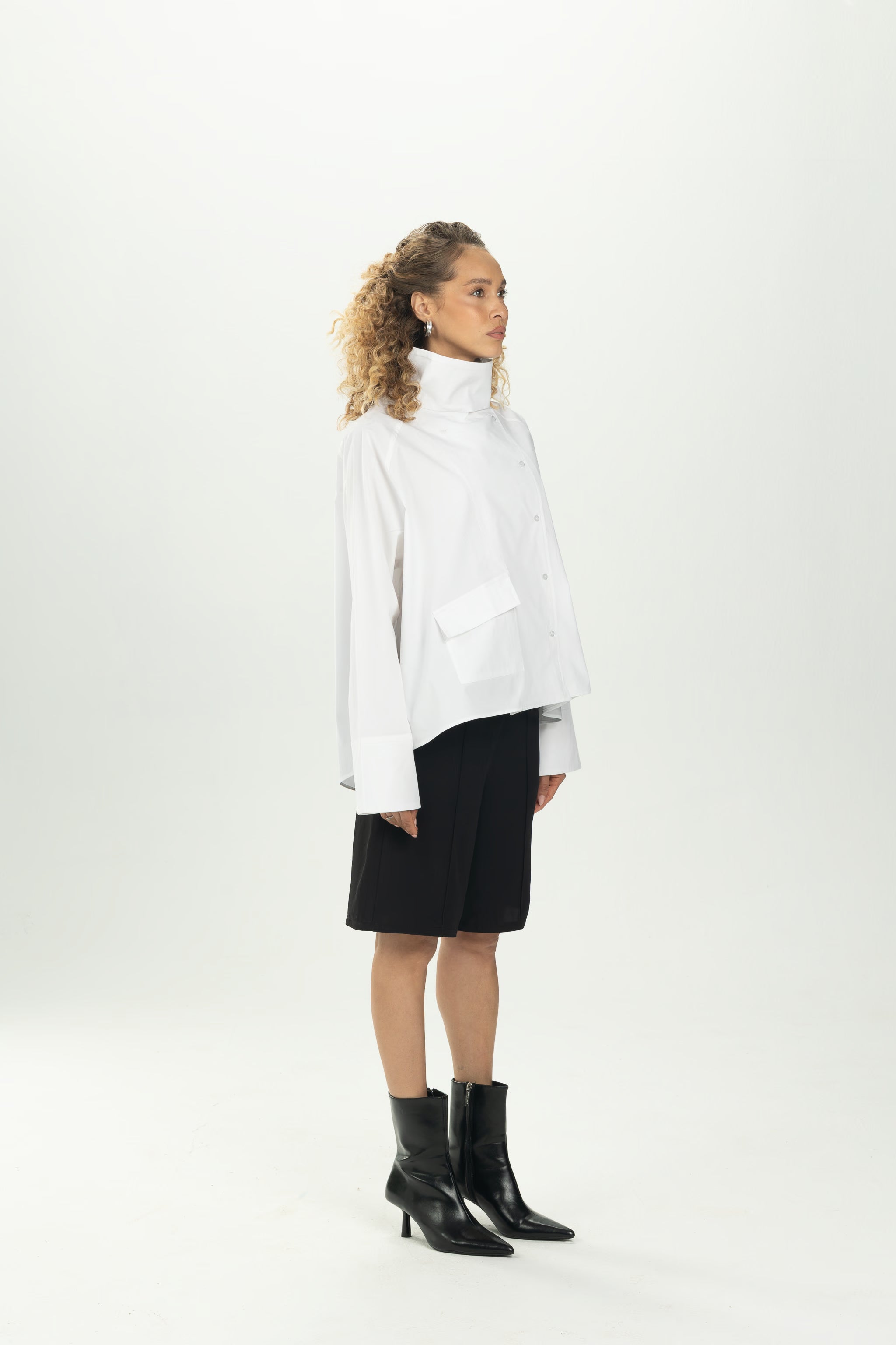 White High Collar Asymmetric Shirt