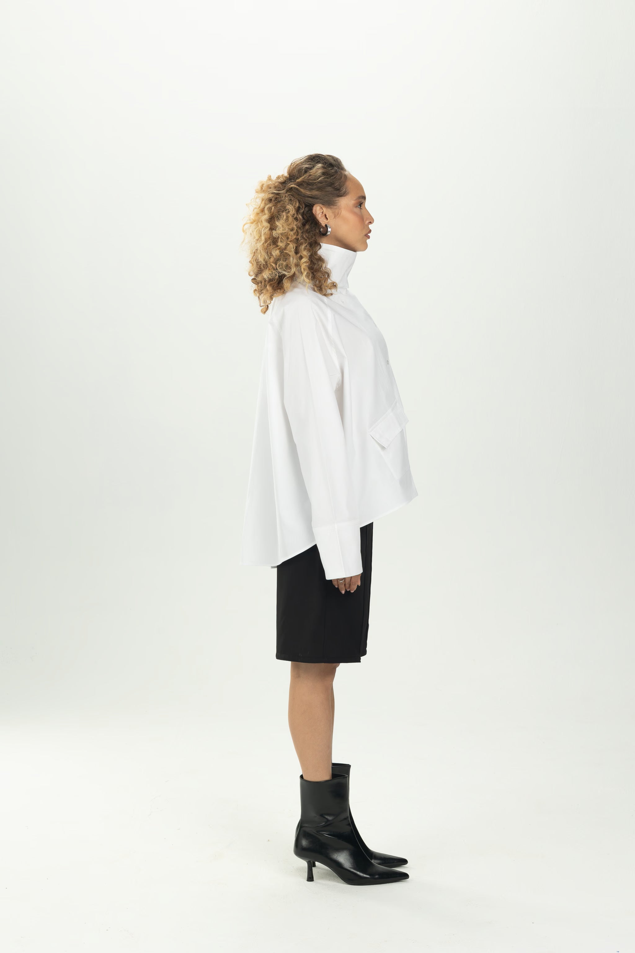 White High Collar Asymmetric Shirt