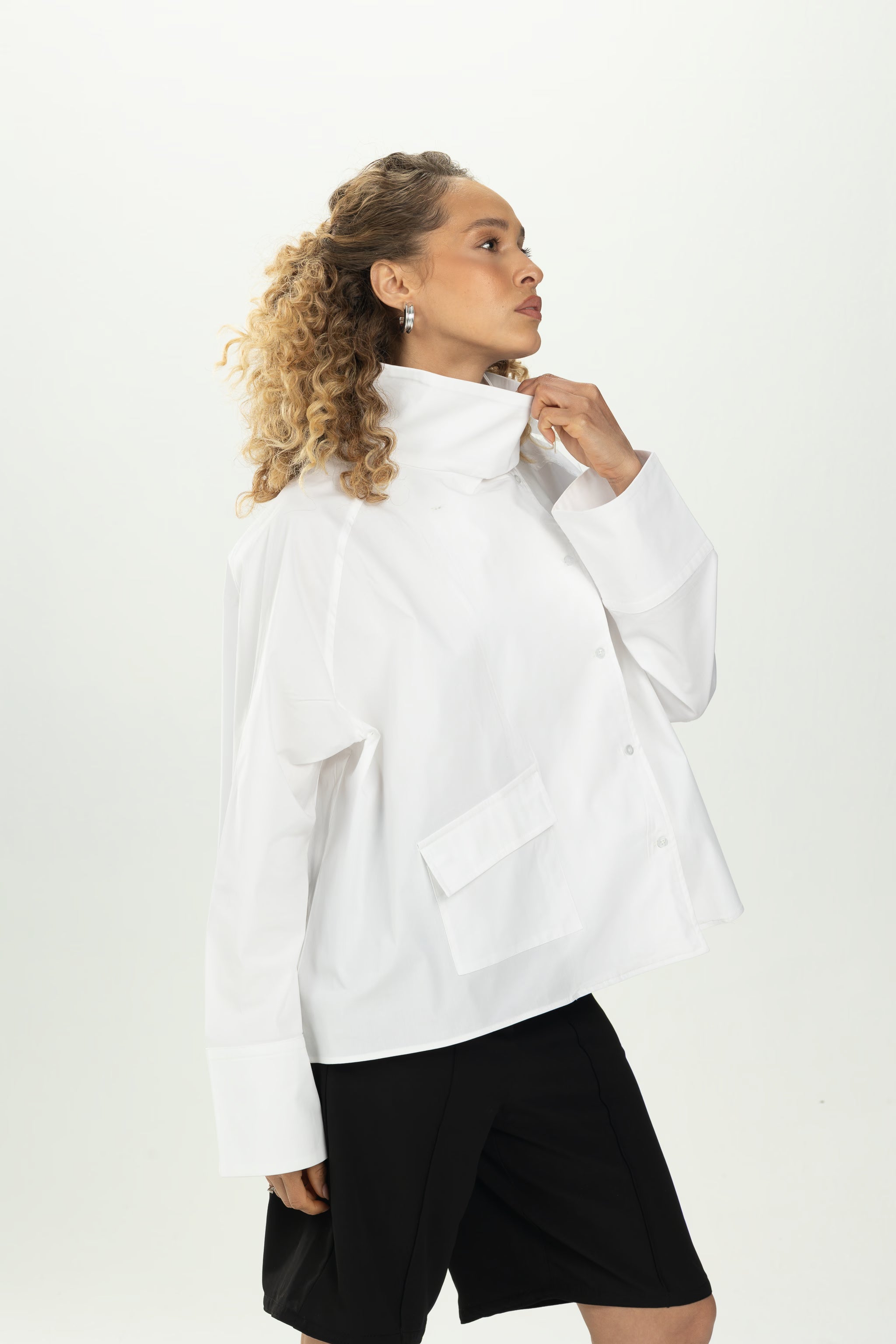 White High Collar Asymmetric Shirt