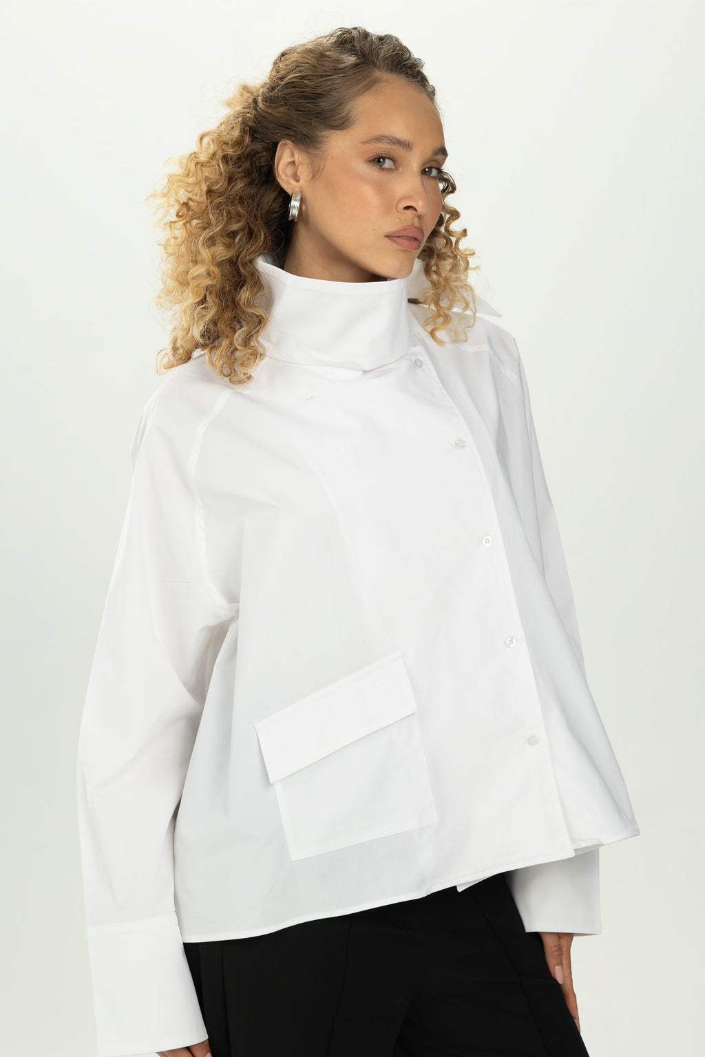 White High Collar Asymmetric Shirt